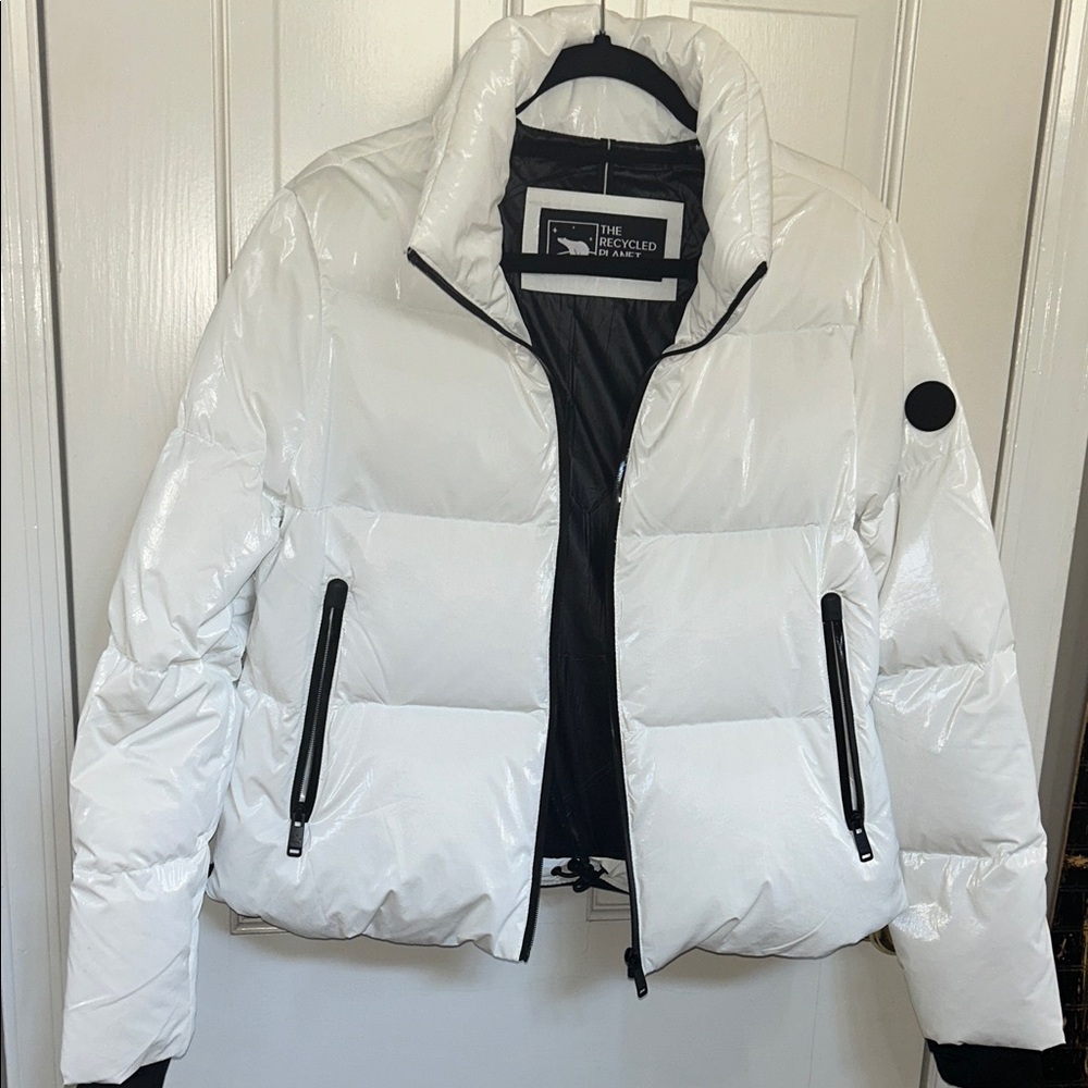 The Recycled Planet Company White& Black Shimmery Puffer Jacket